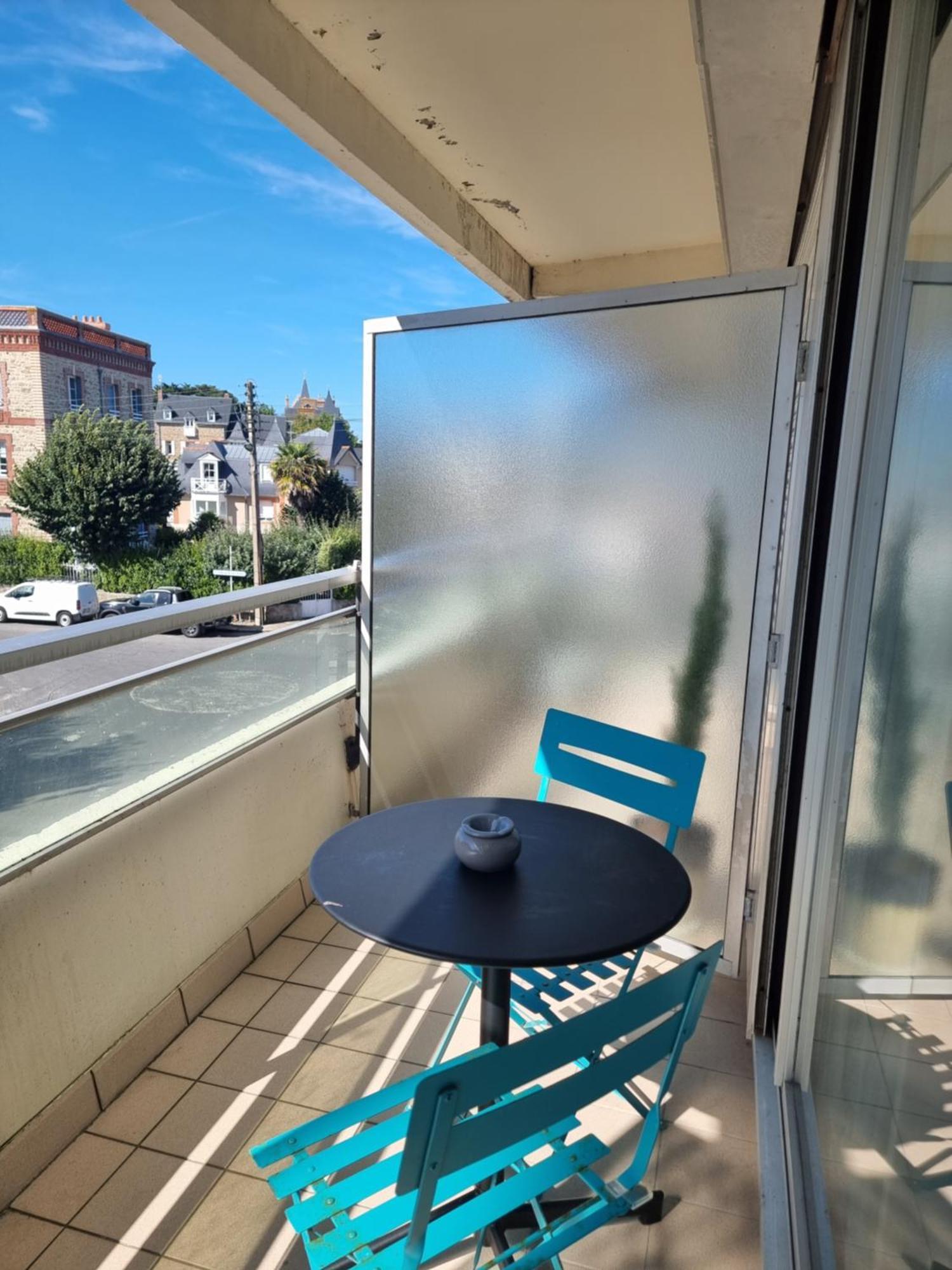Apartment Studio, Balcon Et Acces Direct Page