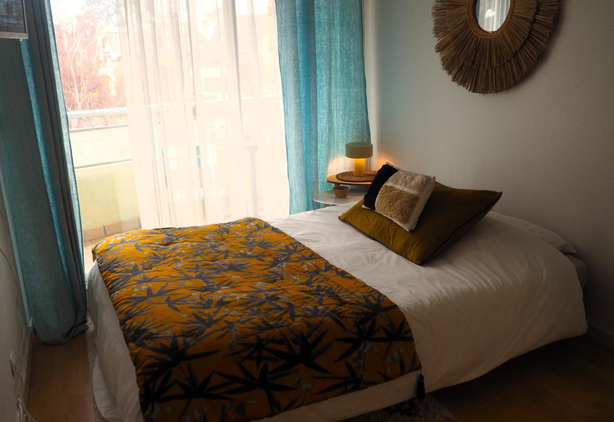 Apartment Studio, Balcon Et Acces Direct Page