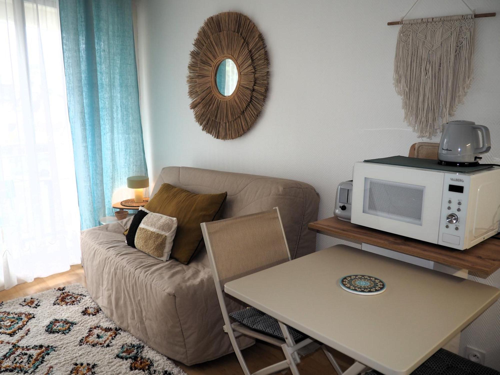 Apartment Studio, Balcon Et Acces Direct Page